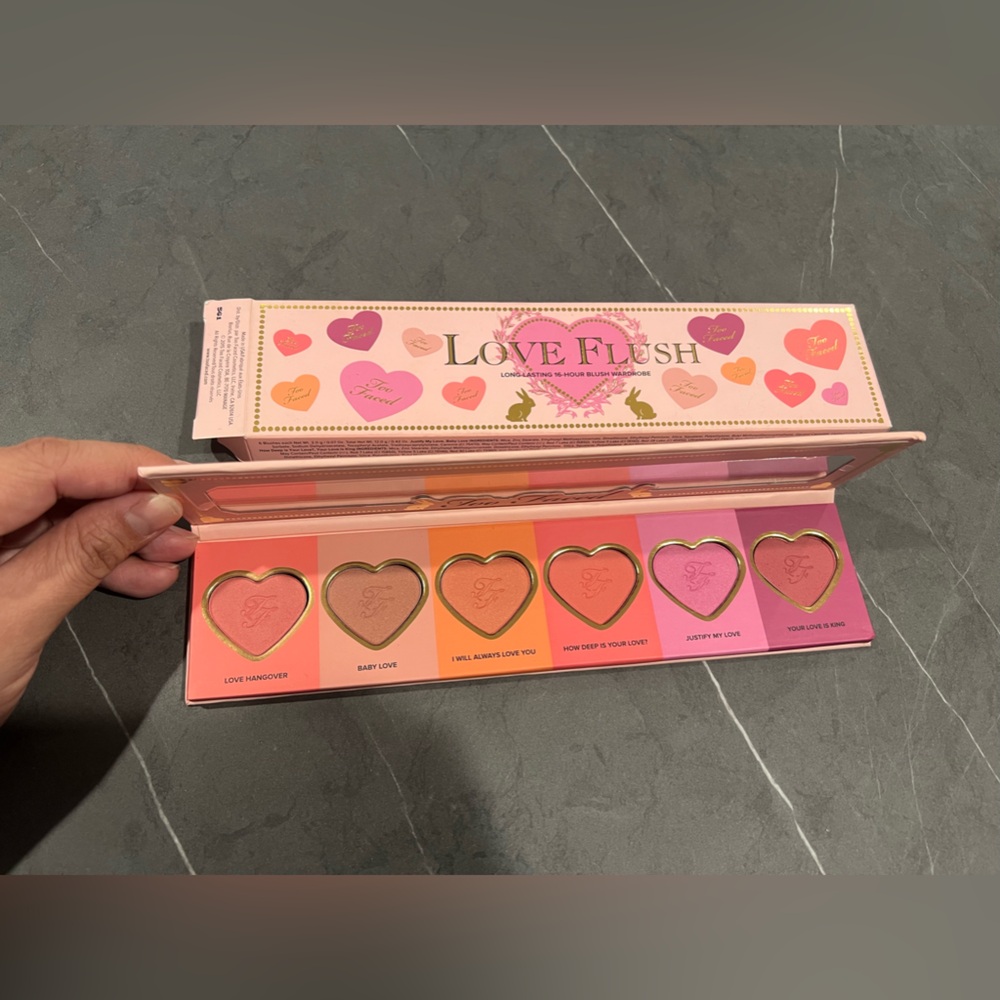 Too Faced Love Flush Blush Palette New